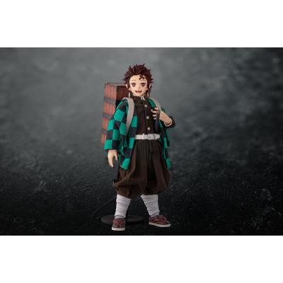 Demon Slayer: Kimetsu no Yaiba Estatua 1/6 Tanjiro Kamado 20 cm
