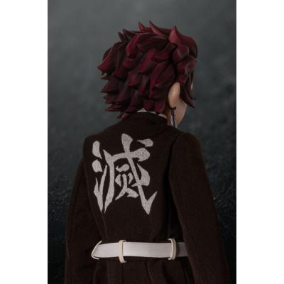 Demon Slayer: Kimetsu no Yaiba Estatua 1/6 Tanjiro Kamado 20 cm