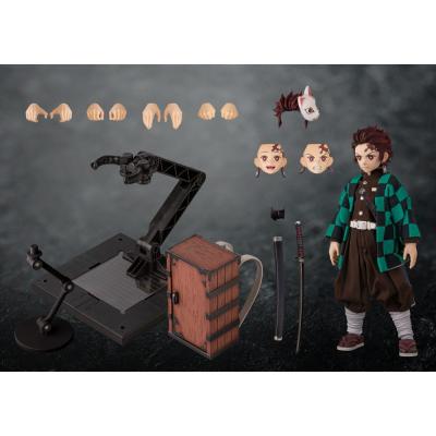 Demon Slayer: Kimetsu no Yaiba Estatua 1/6 Tanjiro Kamado 20 cm