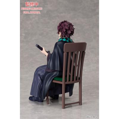 Demon Slayer: Kimetsu no Yaiba Estatua Tanjiro Kamado 15 cm