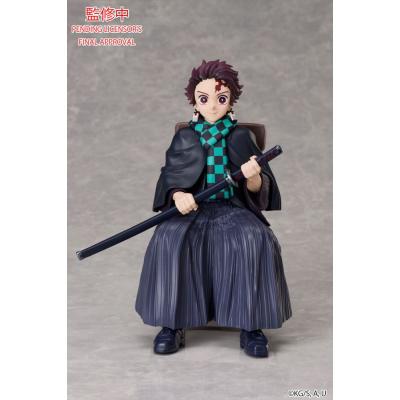 Demon Slayer: Kimetsu no Yaiba Estatua Tanjiro Kamado 15 cm