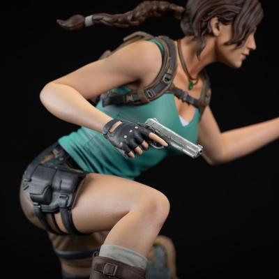 Tomb Raider Estatua PVC Lara Croft 24 cm