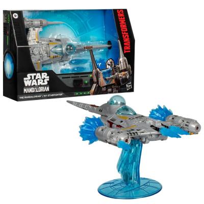 Star Wars x Transformers Figura The Mandalorian / N-1 Starfighter 19 cm
