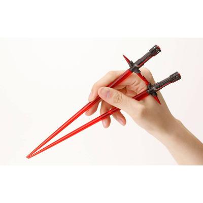 Star Wars Episode VII palillos sable laser Kylo Ren