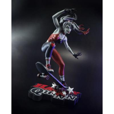 DC Direct Estatua 1/10 Harley Quinn: Red, White & Black Harley Quinn by Ivan Tao 20 cm