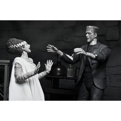 Universal Monsters Figura Ultimate Frankenstein's Monster (Bride of Frankenstein) (B&W) 18 cm