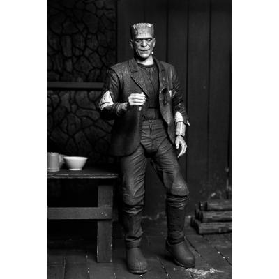 Universal Monsters Figura Ultimate Frankenstein's Monster (Bride of Frankenstein) (B&W) 18 cm
