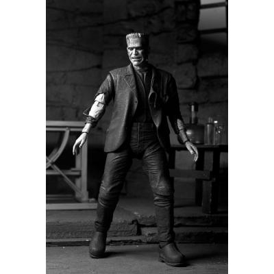 Universal Monsters Figura Ultimate Frankenstein's Monster (Bride of Frankenstein) (B&W) 18 cm