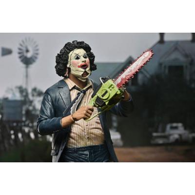 La Matanza de Texas Figura Clothed Ultimate Pretty Woman Leatherface 50th Anniversary 20 cm