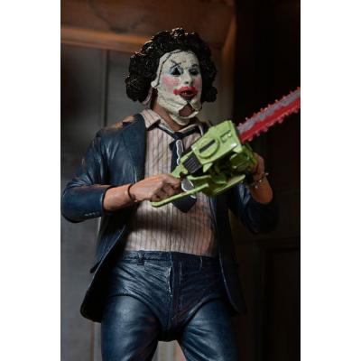 La Matanza de Texas Figura Clothed Ultimate Pretty Woman Leatherface 50th Anniversary 20 cm