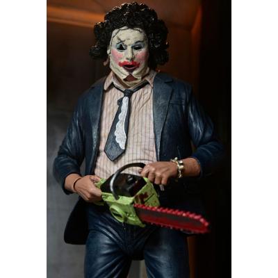 La Matanza de Texas Figura Clothed Ultimate Pretty Woman Leatherface 50th Anniversary 20 cm