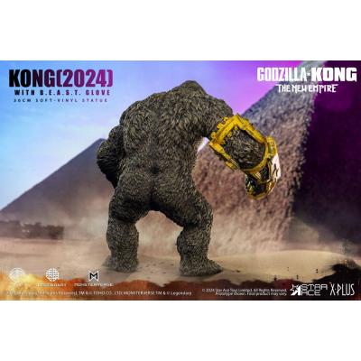 Godzilla vs. Kong: The New Empire Estatua Soft Vinyl Kong with B.E.A.S.T. Glove 30 cm