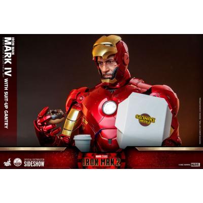 Iron Man 2 Figura 1/4 Iron Man Mark IV with Suit-Up Gantry 49 cm