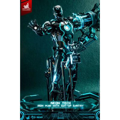 Iron Man 2 Figura 1/6 Neon Tech Iron Man with Suit-Up Gantry 32 cm