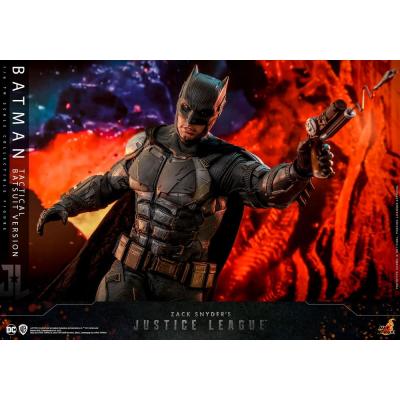 Zack Snyder`s Justice League Figura 1/6 Batman (Tactical Batsuit Version) 33 cm