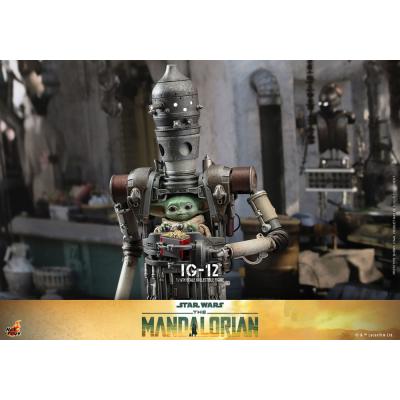 Star Wars: The Mandalorian Figura 1/6 IG-12 36 cm