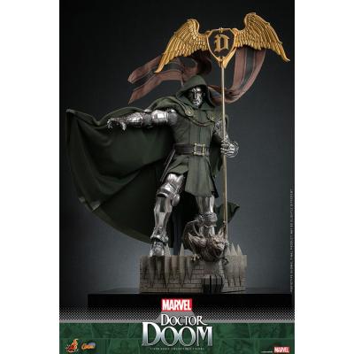 Marvel Figura Comic Masterpiece 1/6 Doctor Doom 33 cm