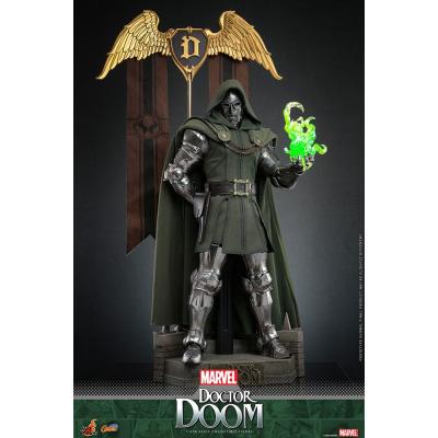 Marvel Figura Comic Masterpiece 1/6 Doctor Doom 33 cm