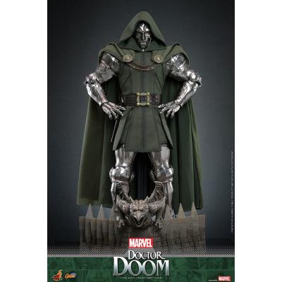 Marvel Figura Comic Masterpiece 1/6 Doctor Doom 33 cm