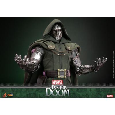 Marvel Figura Comic Masterpiece 1/6 Doctor Doom 33 cm