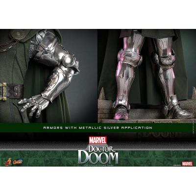 Marvel Figura Comic Masterpiece 1/6 Doctor Doom 33 cm