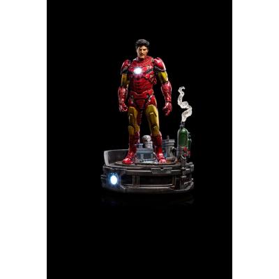 Marvel Estatua 1/10 Deluxe Art Scale Iron Man Unleashed 23 cm
