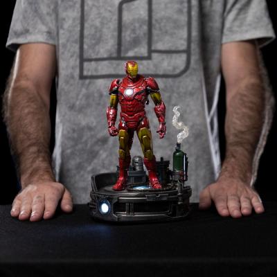 Marvel Estatua 1/10 Deluxe Art Scale Iron Man Unleashed 23 cm