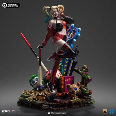 DC Comics Estatua 1/10 Deluxe Art Scale Harley Quinn (Gotham City Sirens) 22 cm
