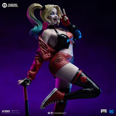 DC Comics Estatua 1/10 Art Scale Harley Quinn (Gotham City Sirens) 22 cm