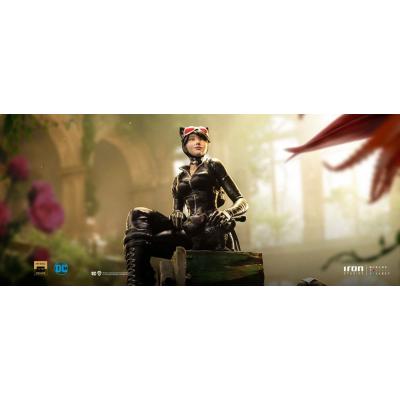 DC Comics Estatua 1/10 Deluxe Art Scale Catwoman (Gotham City Sirens) 21 cm