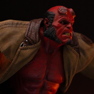 Hellboy 2 Estatua 1/10 BDS Art Scale Hellboy 34 cm