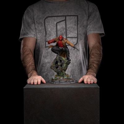 Hellboy 2 Estatua 1/10 BDS Art Scale Hellboy 34 cm