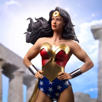 DC Comics Estatua Legacy Replica 1/4 Wonder Woman 56 cm