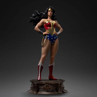 DC Comics Estatua Legacy Replica 1/4 Wonder Woman 56 cm