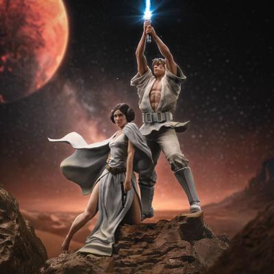Star Wars Estatua 1/10 Deluxe Art Scale Luke and Leia 41 cm