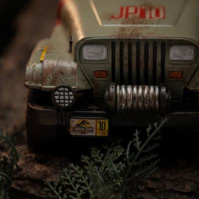 Parque Jurásico Estatua 1/20 Demi Art Scale T-Rex Chase 30 cm