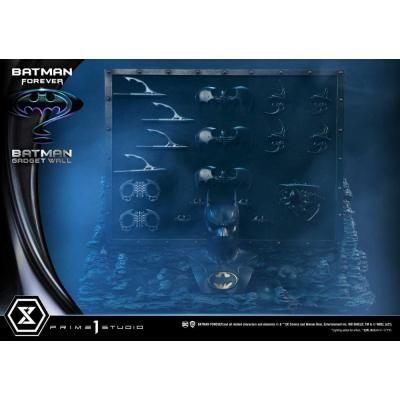Batman Forever Diorama Museum Masterline Series 1/3 Batman Gadget Wall 49 cm