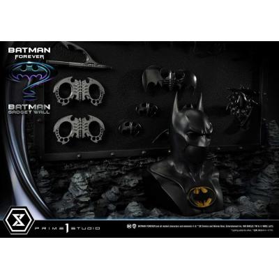 Batman Forever Diorama Museum Masterline Series 1/3 Batman Gadget Wall 49 cm