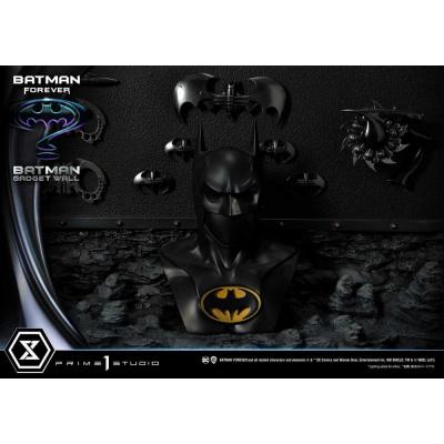 Batman Forever Diorama Museum Masterline Series 1/3 Batman Gadget Wall 49 cm