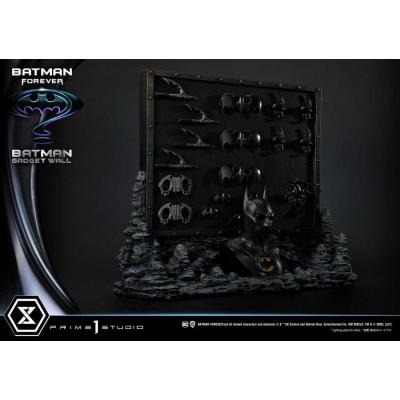 Batman Forever Diorama Museum Masterline Series 1/3 Batman Gadget Wall 49 cm