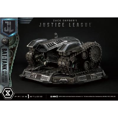 Zack Snyder's Justice League Diorama Museum Masterline Bat-Tank 36 cm