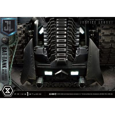 Zack Snyder's Justice League Diorama Museum Masterline Bat-Tank 36 cm