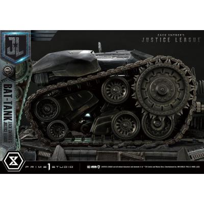 Zack Snyder's Justice League Diorama Museum Masterline Bat-Tank 36 cm