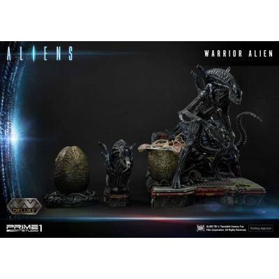Aliens Premium Masterline Series Estatua Warrior Alien Deluxe Bonus Version 67 cm