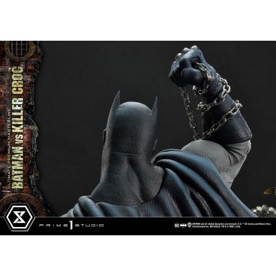 Batman Estatua Ultimate Premium Masterline Series Batman Versus Killer Croc 71 cm