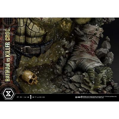 Batman Estatua Ultimate Premium Masterline Series Batman Versus Killer Croc 71 cm
