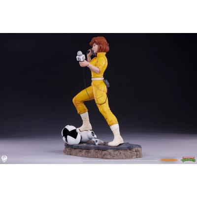 Tortugas Ninja Estatua Premier Series 1/4 April O'Neil 46 cm