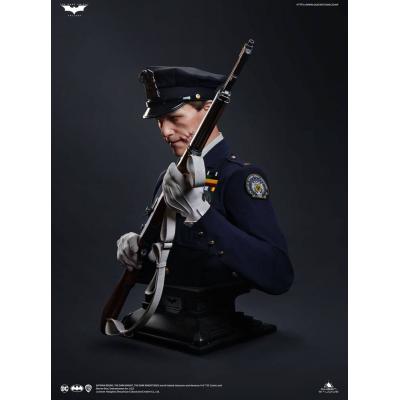 The Dark Knight Busto 1/1 The Joker (Police Uniform) 87 cm