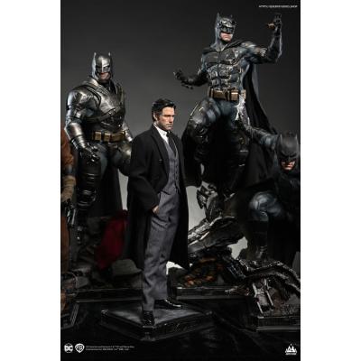 Justice League Estatua 1/4 Bruce Wayne (Ben Affleck) 51 cm