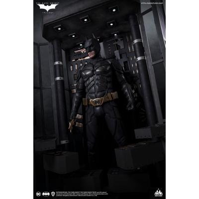 The Dark Knight Estatua tamaño real Batman Ultimate Edition 207 cm